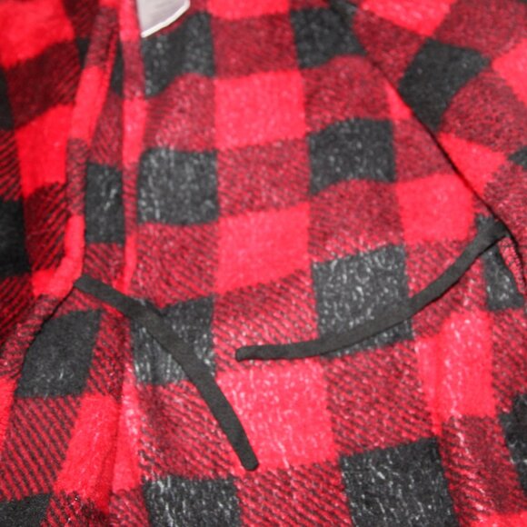 BUY IT NOW PRICE ⭐ Boy's 8/10 MED Cuddl Duds Red Black Buffalo Check Hooded Robe - Picture 3 of 4